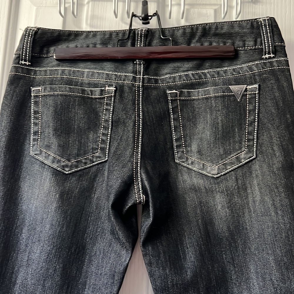 Guess Jeans - Picture 4 of 6
